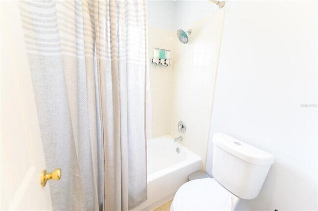 Building Photo - 644 Allison Ave