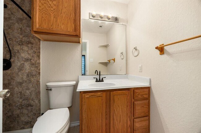 Building Photo - 5723 Cochise Dr