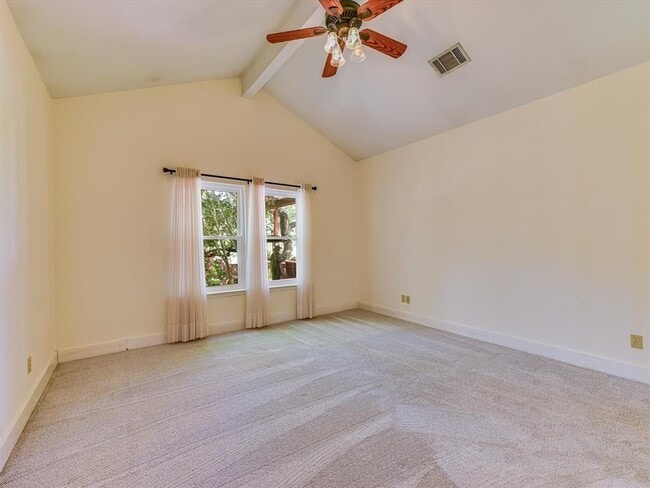 Building Photo - 3 Springwood