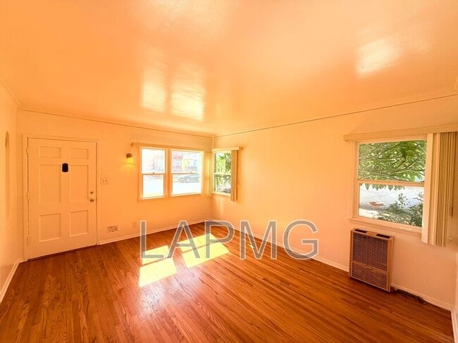 Building Photo - 3531 12th Ave