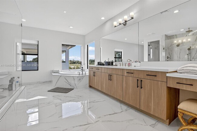 Building Photo - 14855 Millstone Ranches Dr