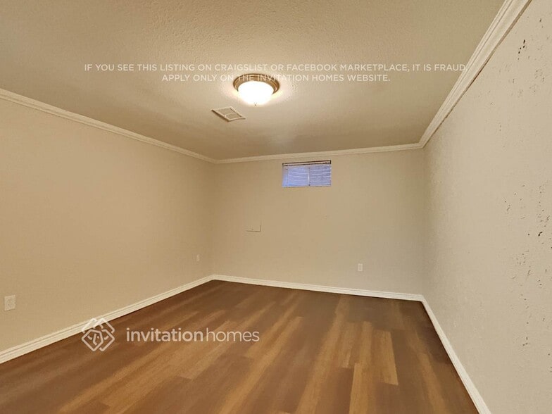 Building Photo - 5405 Jellison St