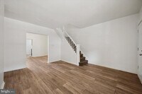 Building Photo - 5427 Delancey St