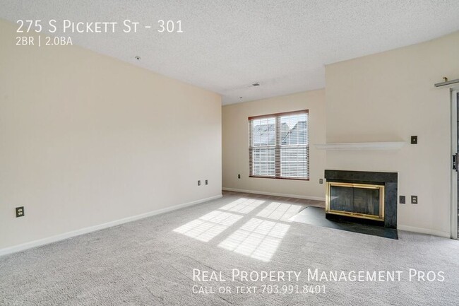 Building Photo - Bright and Updated Two-Bedroom, Two-Bath i...