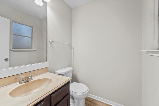 Building Photo - 16723 Quiet Trail Dr