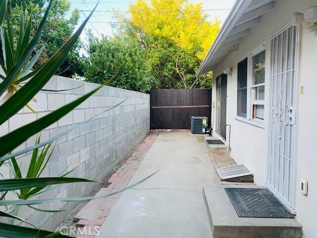 Building Photo - 9459 Workman Ave