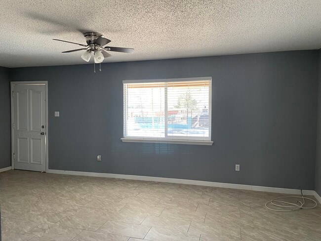 Building Photo - 8137 Staghorn Dr