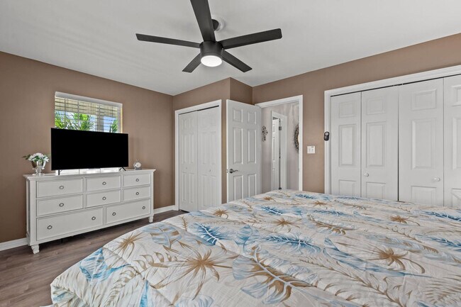 Building Photo - 4465 Clipper Cove