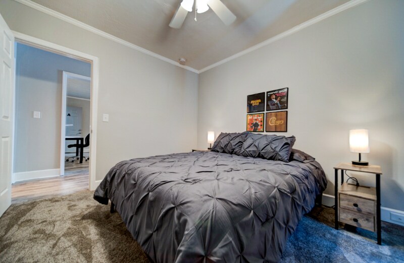 Building Photo - 401 Kingwood Dr