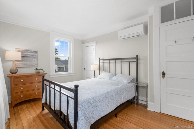 Building Photo - 49 Weaver St