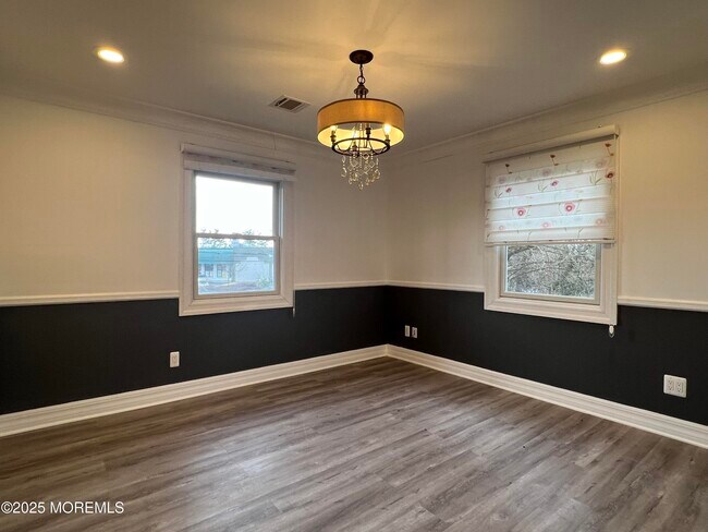 Building Photo - 699 Tennent Rd