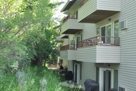 Building Photo - 640 Lake Elmo Dr