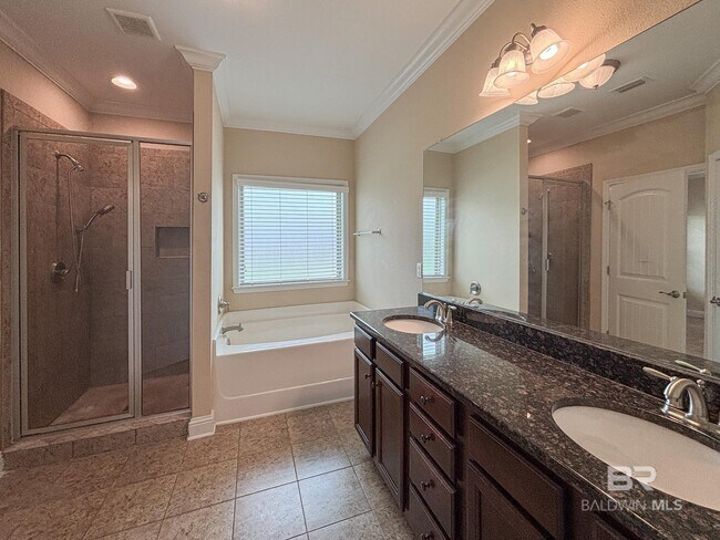 Building Photo - 24119 Weatherbee Park Dr