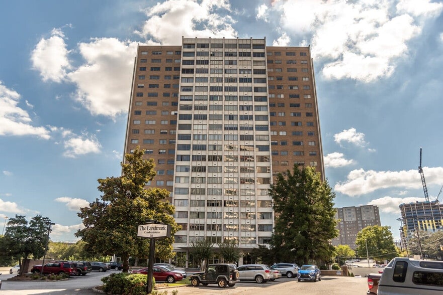 Building Photo - 215 Piedmont Ave NE