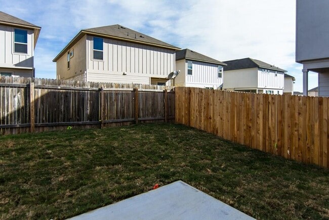 Building Photo - 3240 E Whitestone Blvd