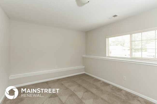 Building Photo - 18701 E 19 Terrace S