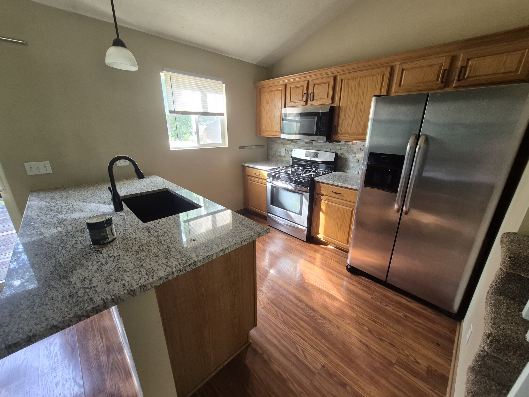 Building Photo - 3128 Sheridan Rd