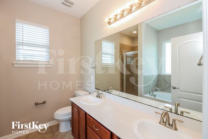 Building Photo - 131 Brazos Dr