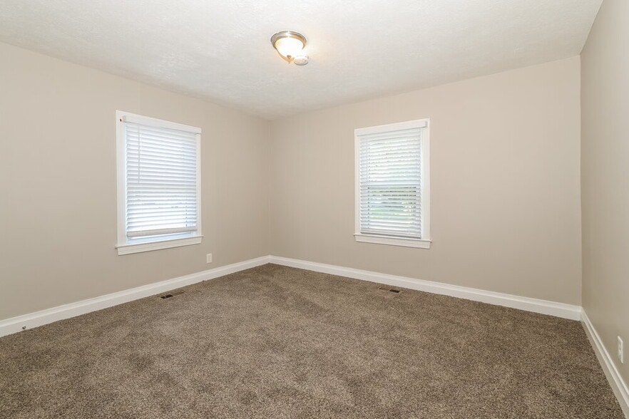 Building Photo - 4712 Dohn Rd