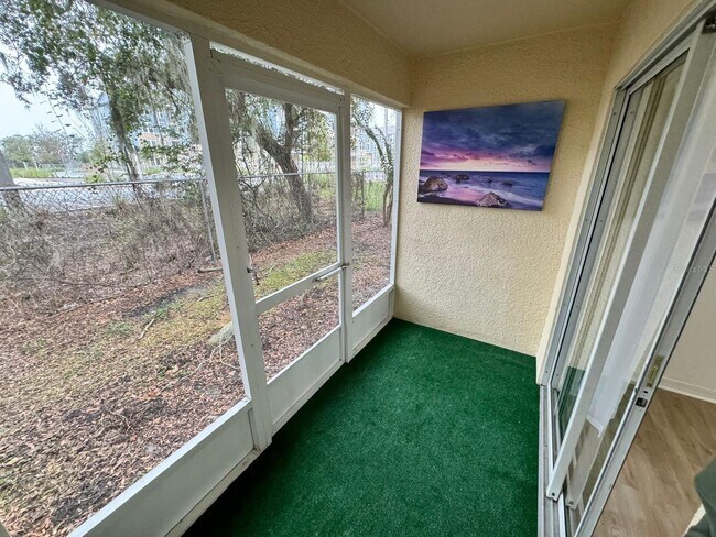 Building Photo - 2732 Club Cortile Cir