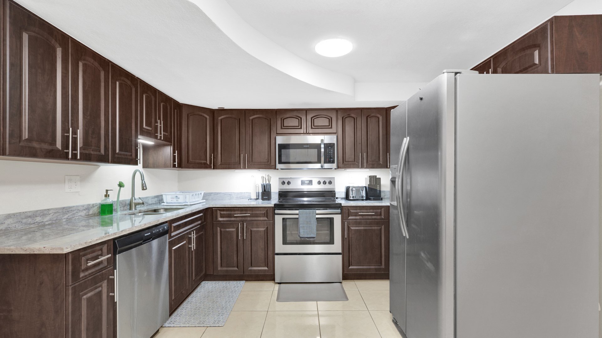 Building Photo - 3444 Rosefield Dr