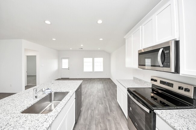 Building Photo - 2007 Woodlark Way