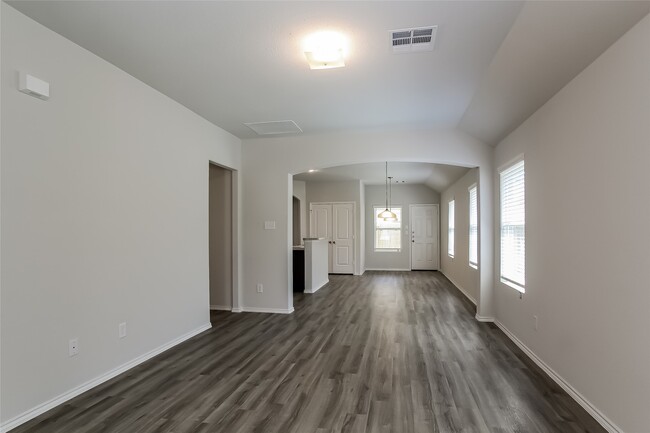 Building Photo - 22441 Clear Castle Dr