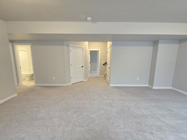 Building Photo - 5446 Mesa Top Dr