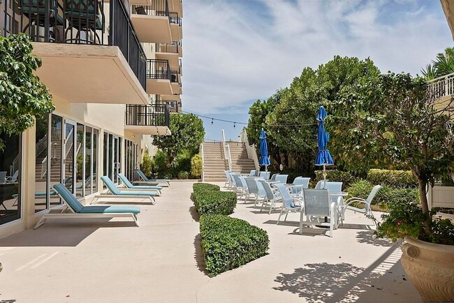 Building Photo - 3475 S Ocean Blvd