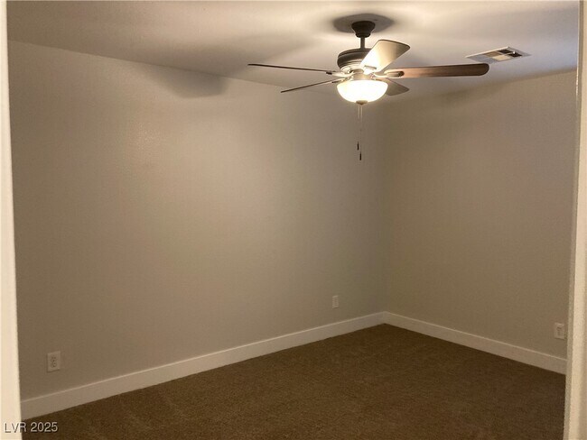 Building Photo - 9068 W Palomino Park Ct