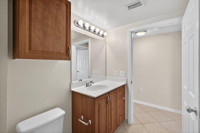 Building Photo - 6510 Emerald Dunes Dr