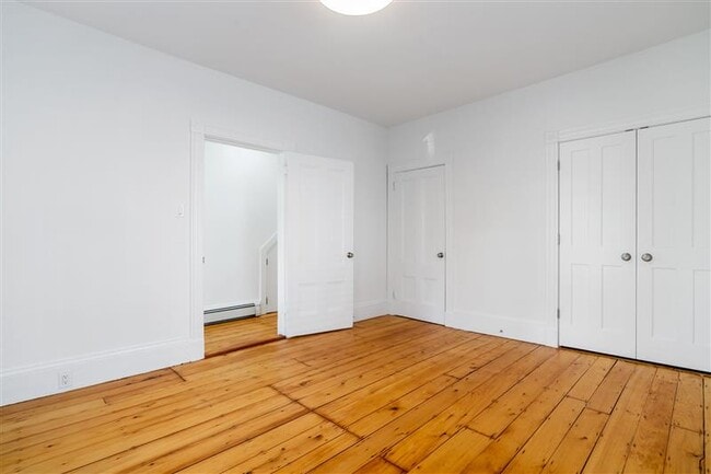 Building Photo - 34 Healey St