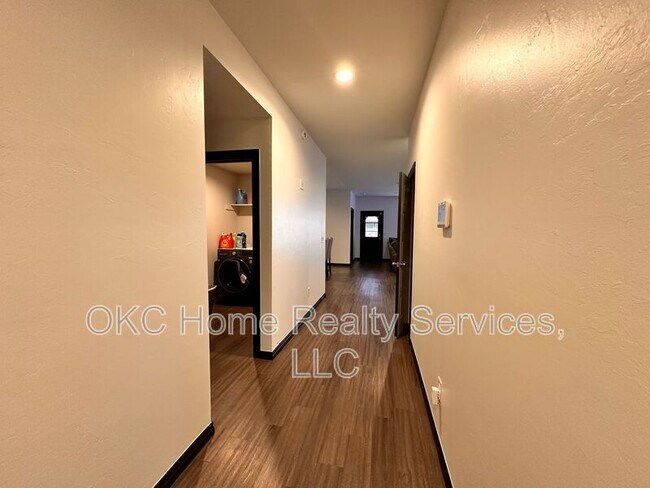 Building Photo - 4416 Colt Dr