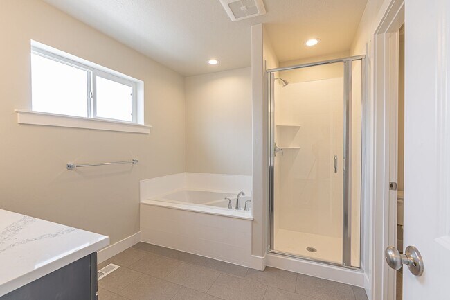 Building Photo - 2205 S 1120 W