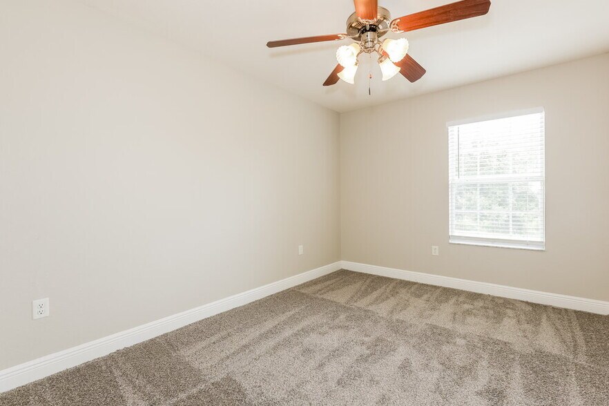 Building Photo - 9653 Nathaniel Ln