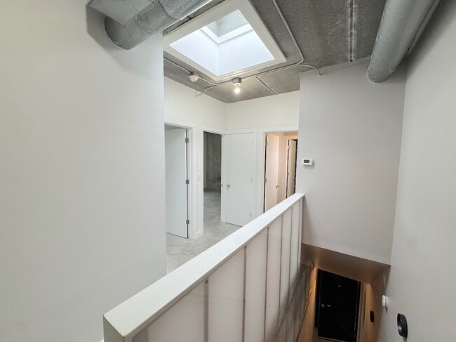 Building Photo - 2407 Bull St