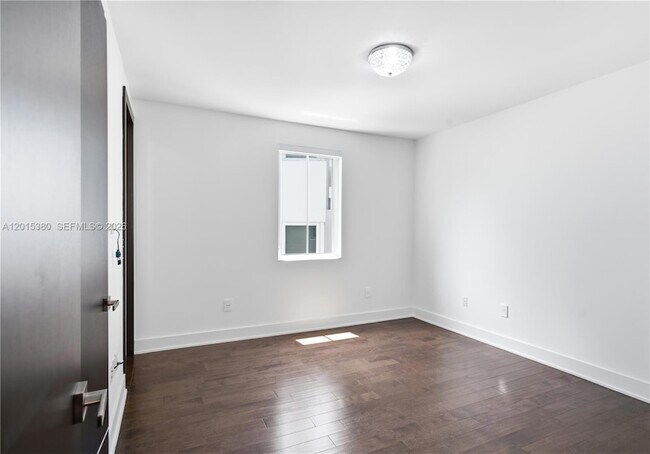 Building Photo - 8221 NW 34th St