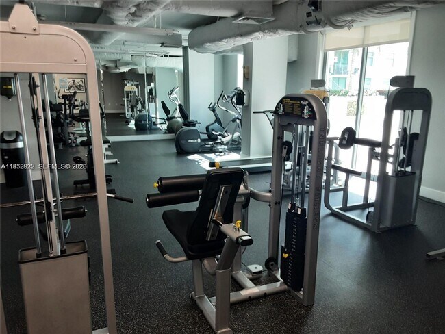 Building Photo - 140 S Dixie Hwy