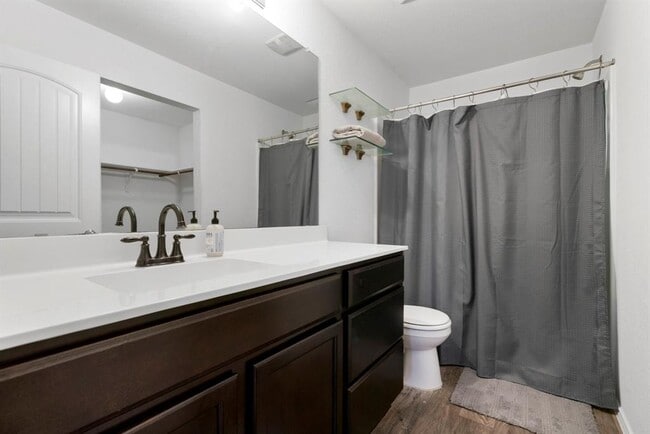 Building Photo - 3512 Batson Dr