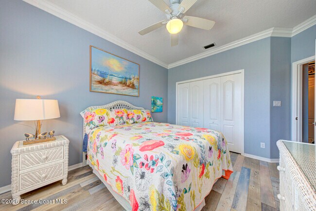 Building Photo - 1937 Golf Vista Blvd