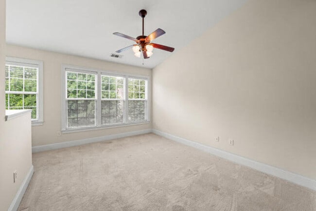 Building Photo - 3741 Ashford Creek Ave NE
