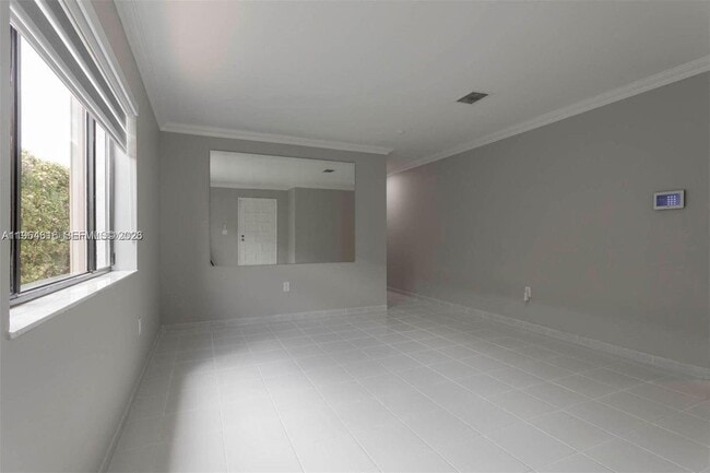 Building Photo - 6811 SW 105th Ct