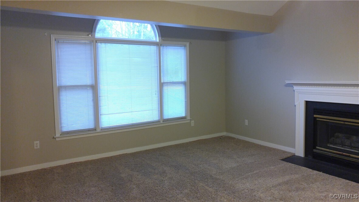 Building Photo - 7631 Kentucky Derby Dr