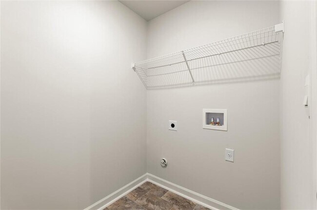 Building Photo - 348 Belmont Dr