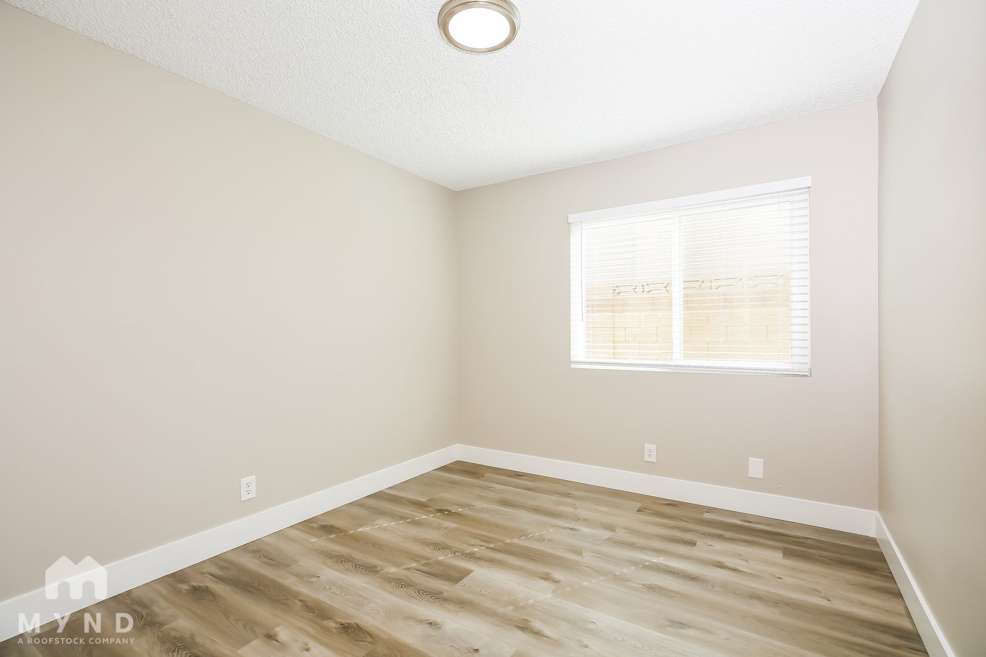 Building Photo - 4423 Honeycomb Dr