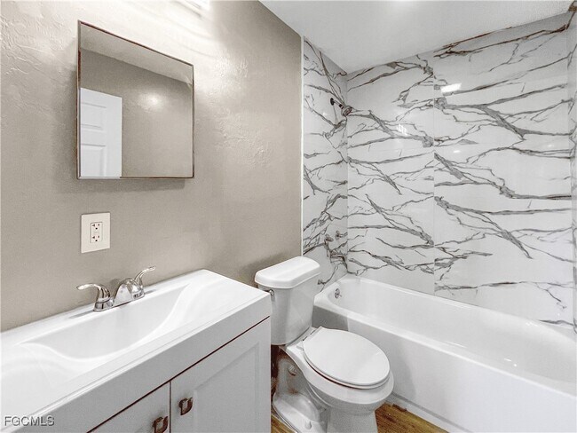 Building Photo - 123 Gordon Ave S