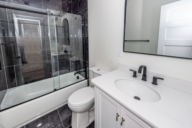 Building Photo - 3 Bedroom, 3 Bathroom Home in Union Heights - North Charleston