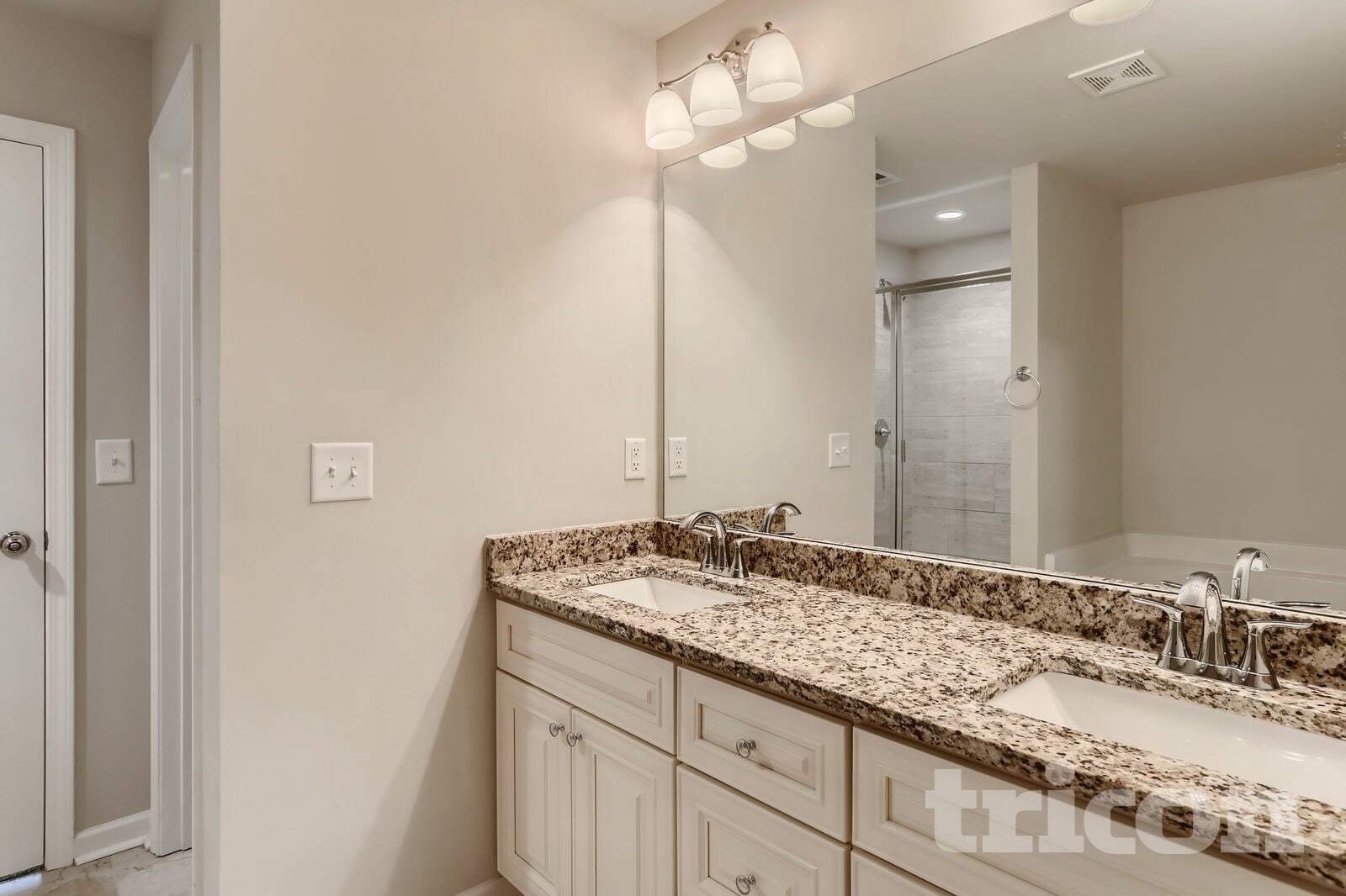 Building Photo - 4431 Fulson Dr