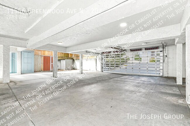 Building Photo - 11556 Greenwood Ave N