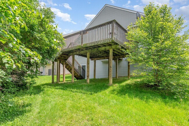 Building Photo - 7862 Waggoner Trace Dr
